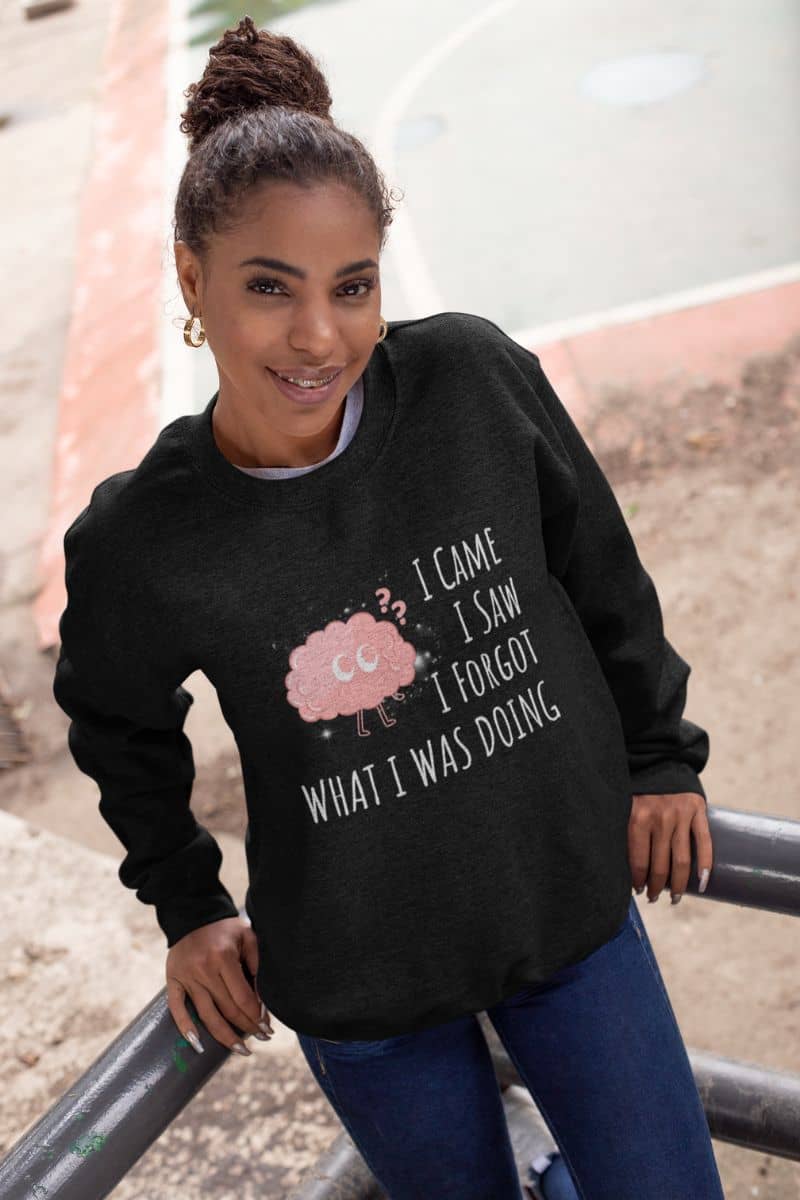 Humorous sweatshirt with a girl posing on the balcony